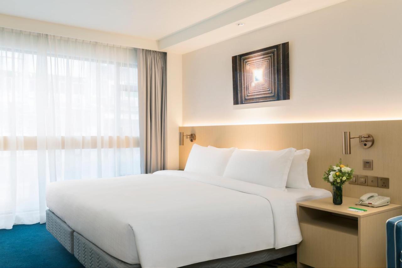 Hotel Golden Mile By Ihg 4*