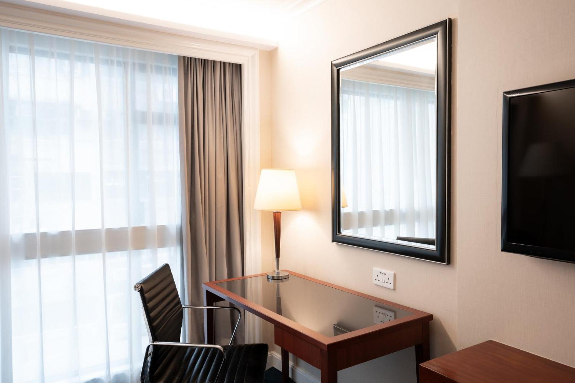 Golden Mile By Ihg Hotel Hong Kong