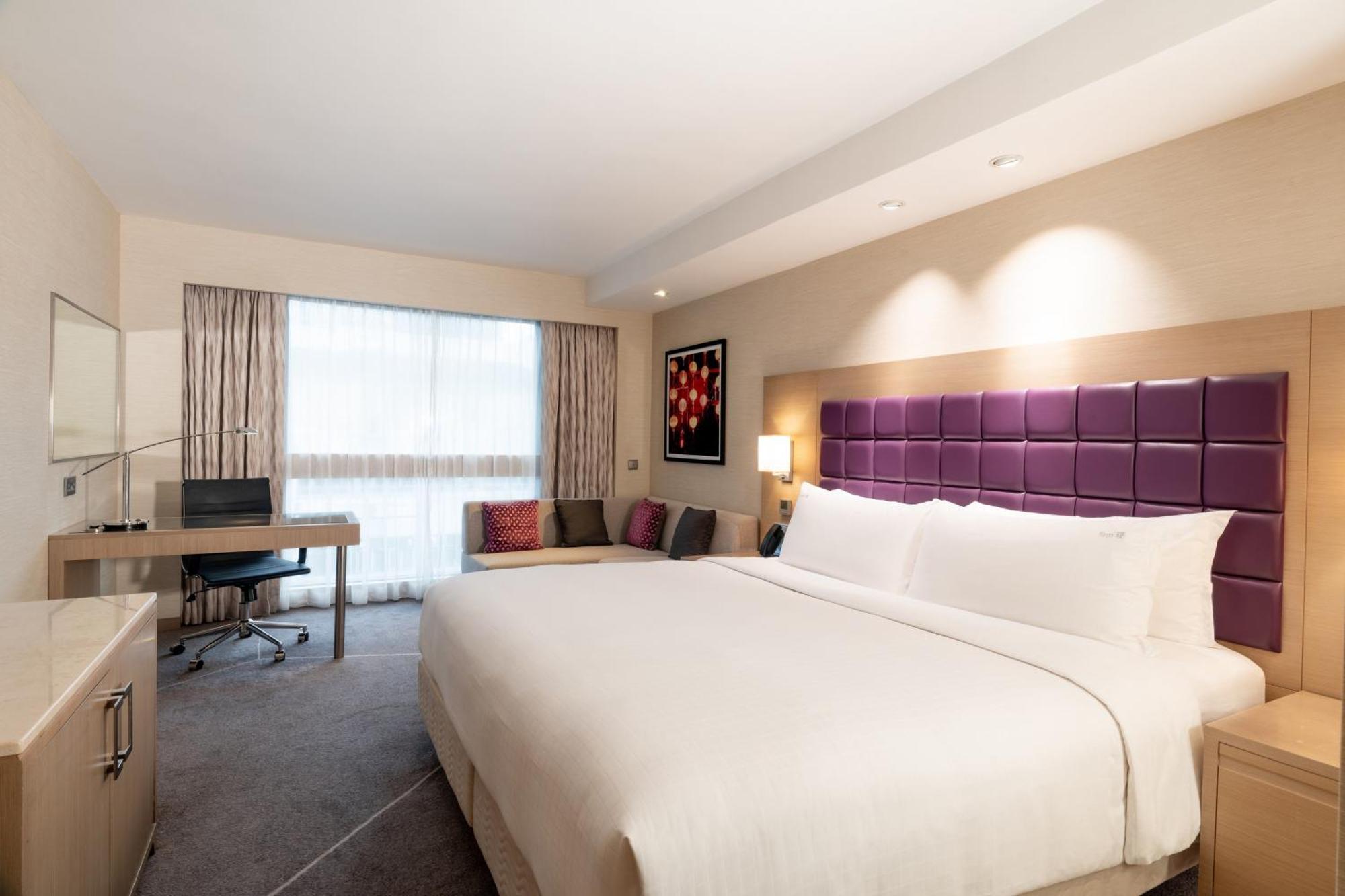 Hotel Golden Mile By Ihg 4*